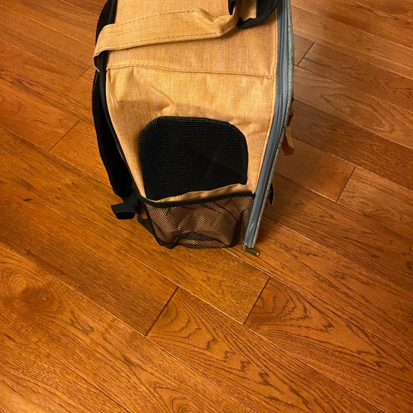 Pet carrier backpack - Picture 4 of 5